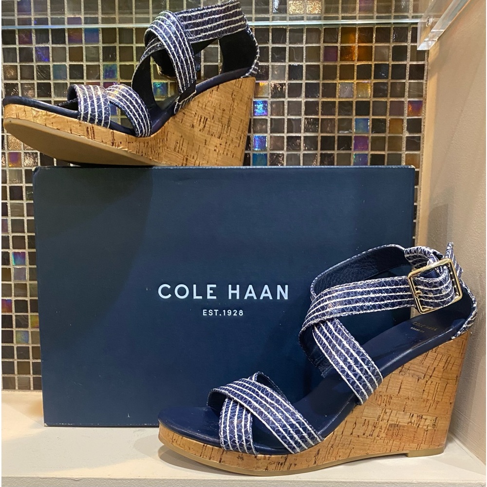 Cole Haan Grand Jillian Textured Wedge Sandal Blue White Stripe Beach worn twice